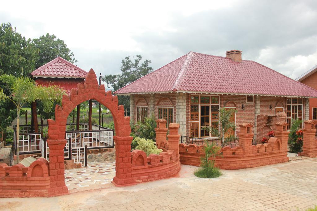 New May Haw Nann Villa Nyaung Shwe Exterior foto